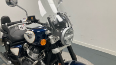 Royal Enfield Super Meteor 650 Top (23MY)